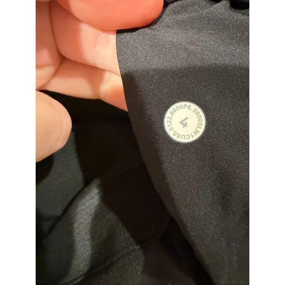 Lululemon Ventlight Zippered Jumpsuit in Black Size 4